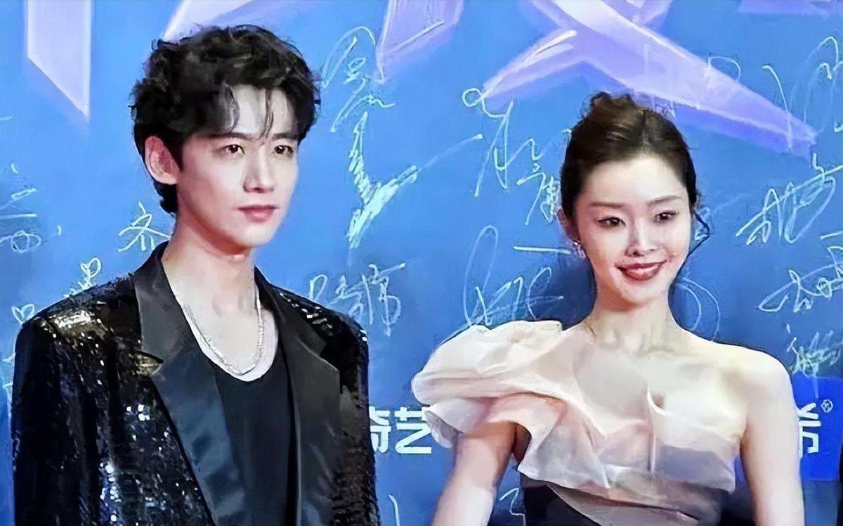 白敬亭和宋轶是真的情侣吗,白敬亭与宋轶的恋情真相探析——从荧幕CP到现实情侣？