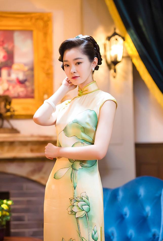 宋轶 旗袍 电视剧,宋轶，旗袍下的古典韵味与现代演绎