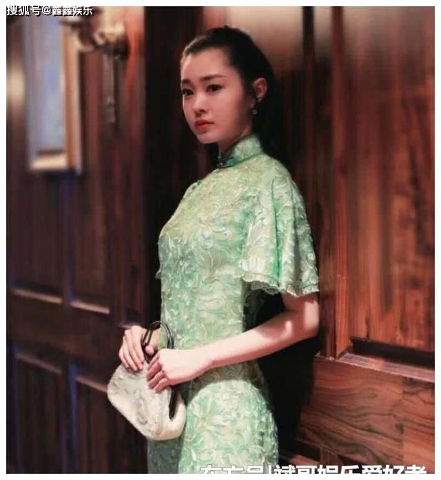 宋轶穿旗袍的电视剧,宋轶，旗袍下的古典韵味——解析她在电视剧中的独特魅力