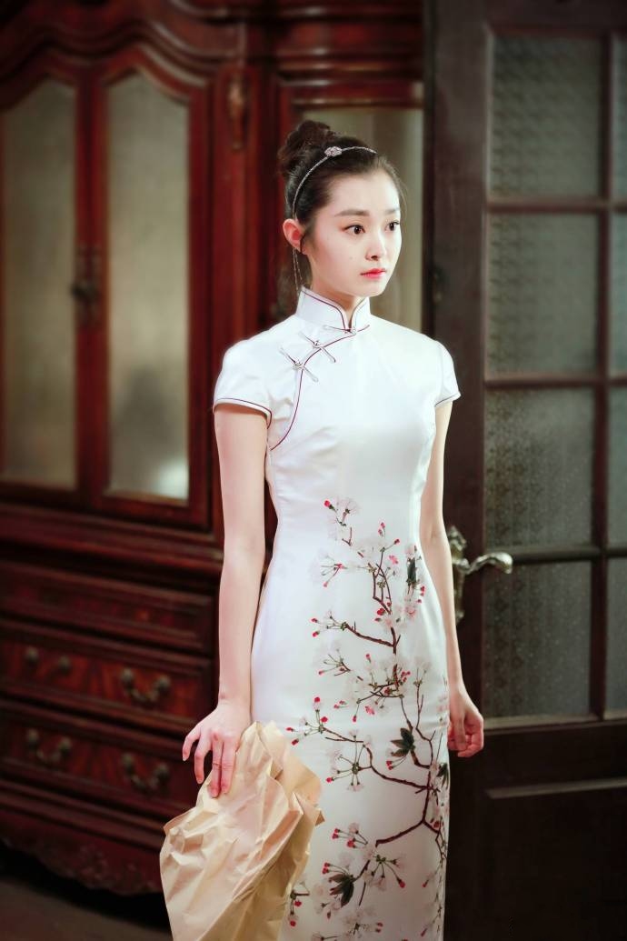 宋轶 伪装者 旗袍,宋轶，在伪装者中绽放的旗袍之花