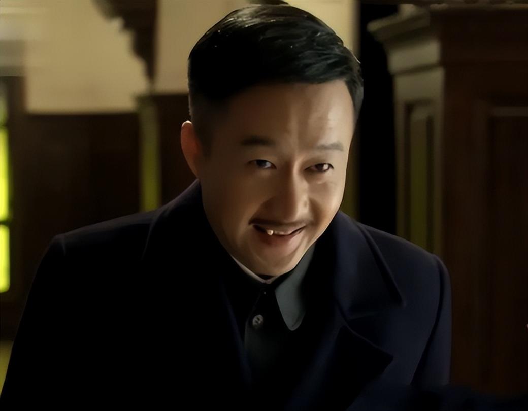 伪装者宋轶穿高跟鞋,伪装者宋轶，穿高跟鞋的优雅与坚韧