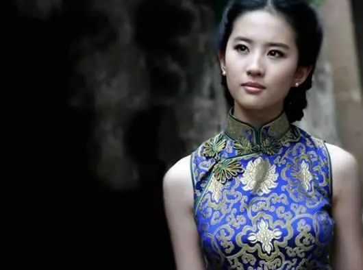 宋轶穿旗袍视频,宋轶穿旗袍视频，古典美与现代魅力的完美融合