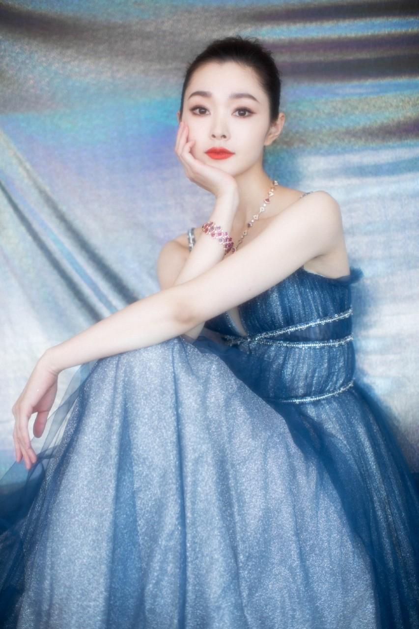 宋轶腰旗袍视频,宋轶腰旗袍视频——古典美与现代时尚的完美碰撞