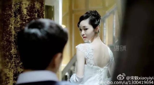宋轶旗袍图片q版,宋轶旗袍之美，Q版形象下的古典韵味