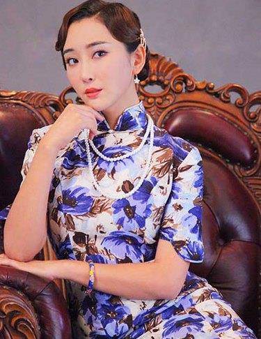 宋轶旗袍照片超清大图,宋轶旗袍照，古典韵味与现代审美的完美交融