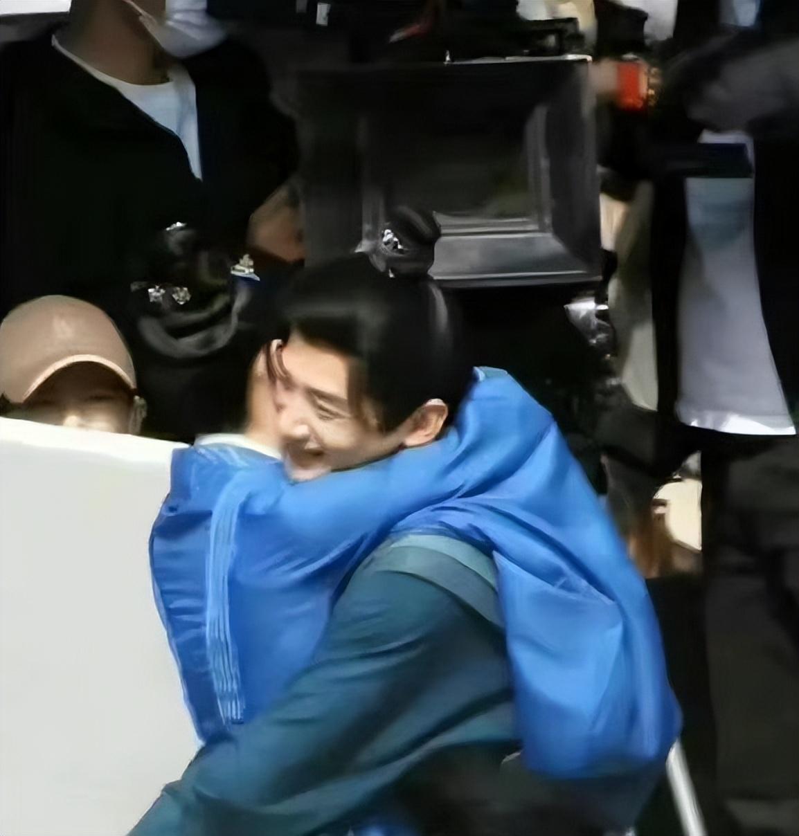宋轶白敬亭综艺节目是什么,宋轶与白敬亭的综艺情缘，荧幕上的默契搭档