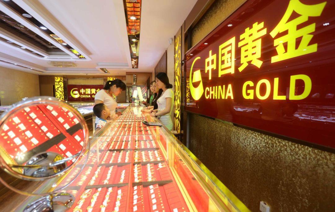 黄金还能跌吗最新消息,黄金还能跌吗？——最新市场动态与未来展望