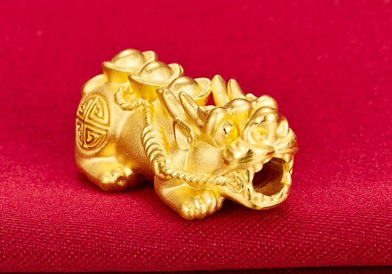 黄金出售多少钱一克,黄金市场风云，揭秘一克的背后价值