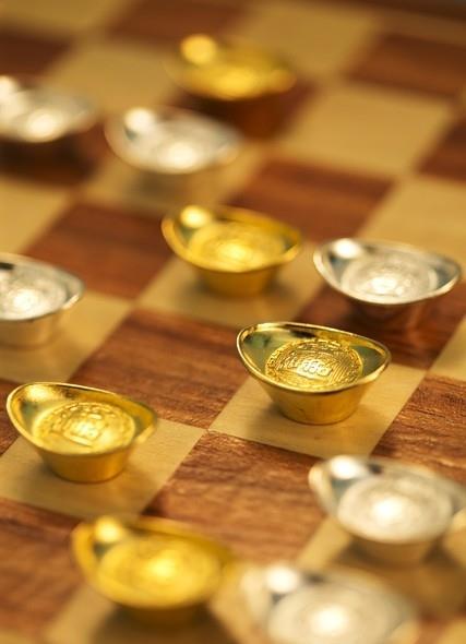 黄金价格还会跌下来吗,黄金价格，短期波动与长期趋势的深度剖析