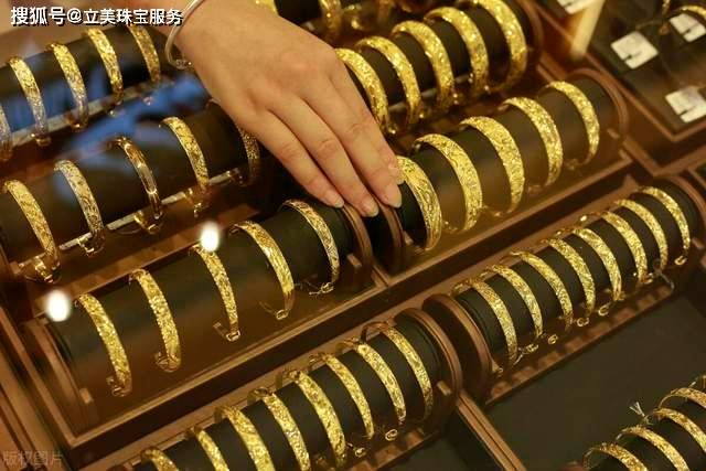 首饰黄金回收价格今天多少一克,今日黄金首饰回收价格解析，一克价值几何？